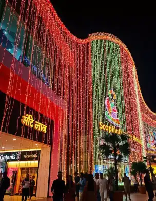 Beautiful Diwali LED lighting outside a shopping mall with festive colors | Grand Mall Diwali Lighting Decoration | Diwali Mall Lighting | Decorations Guru