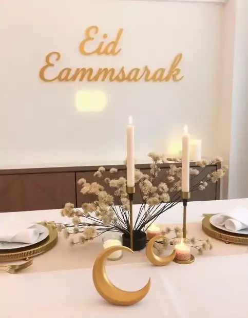 Eid dinner table with golden crescent, candlelight, and floral décor | Luxurious Eid Crescent Candlelight Table Setup | Eid Table Decoration | Decorations Guru